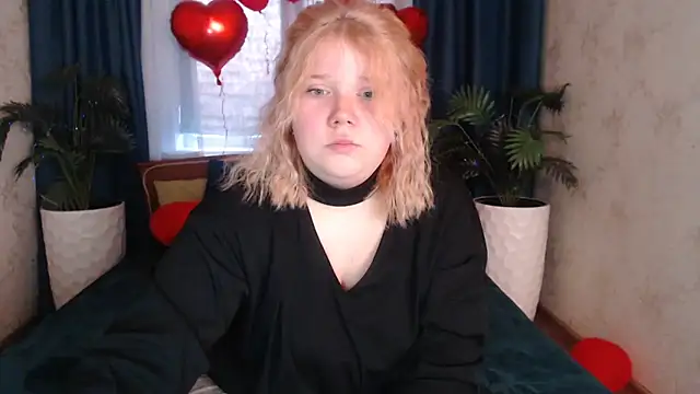 StripGyrl online show from March 1, 1:29 am