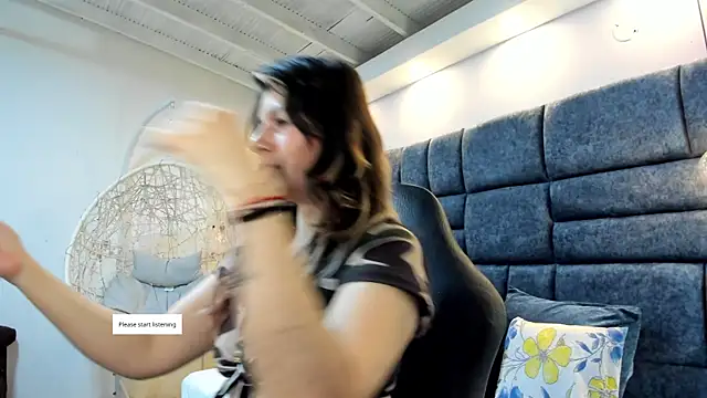 electraknox online show from March 30, 7:59 pm