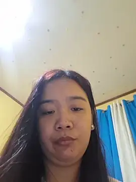 Polished Princess online show from March 23, 1:15 pm