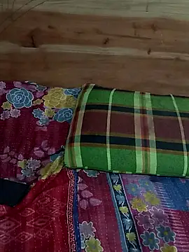 Snapshot of mimpake chatting on April 7, 10:59 am mimpake online show from April 7, 10:59 am