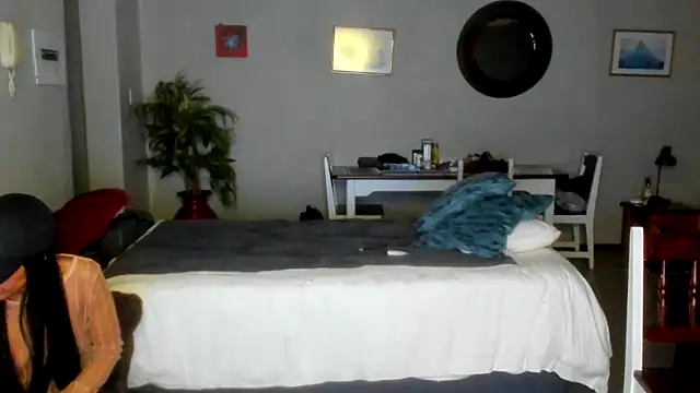 Snapshot of Mimirosexxx chatting on February 19, 8:49 pm Mimirosexxx online show from February 19, 8:49 pm