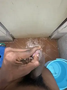 Snapshot of mrtomboy007 chatting on March 15, 11:49 am mrtomboy007 online show from March 15, 11:49 am