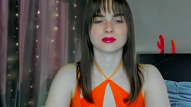 megann fox2 online show from April 22, 1:23 pm