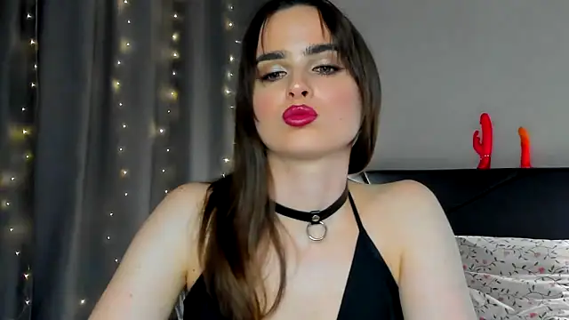 Snapshot of megann_fox2 chatting on May 21, 4:25 pm megann fox2 online show from May 21, 4:25 pm