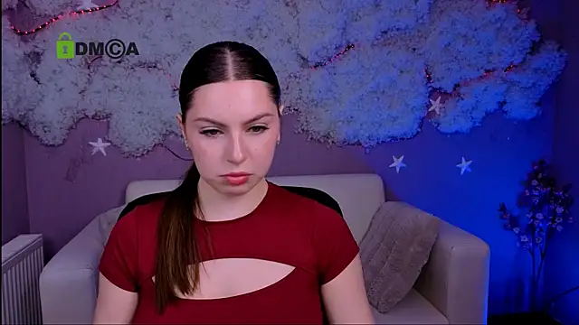 Snapshot of amalialowell chatting on May 14, 9:27 am amalialowell online show from May 14, 9:27 am