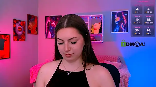 Snapshot of amalialowell chatting on June 9, 9:21 am amalialowell online show from June 9, 9:21 am