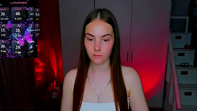 Maddy Wood  online show from June 13, 4:16 pm