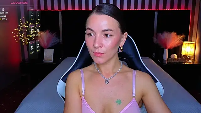 GracefulMichelle online show from June 9, 7:14 pm
