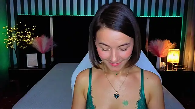GracefulMichelle online show from June 15, 7:16 pm
