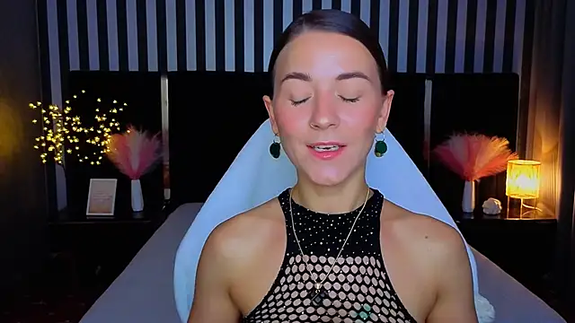 GracefulMichelle online show from June 22, 7:11 pm