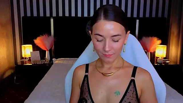 GracefulMichelle online show from July 18, 7:17 pm