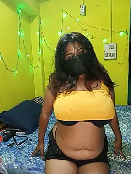 NISHHAA online show from June 16, 9:50 pm