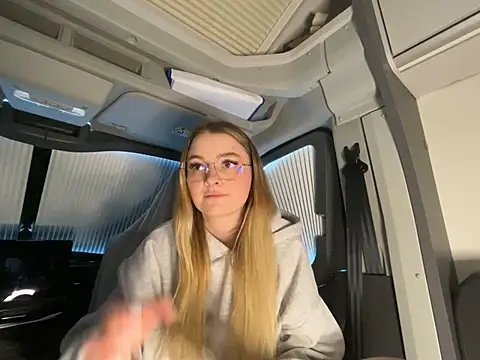 melanieTesss online show from February 20, 11:11 am