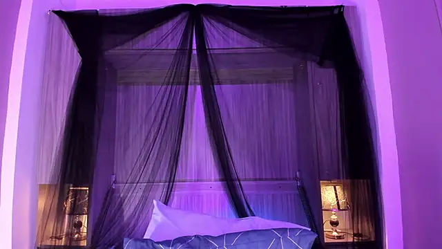 AllieBennet online show from June 23, 7:34 pm