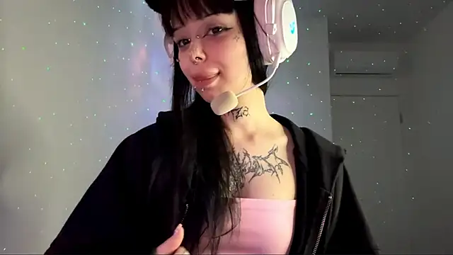 Luna Sohotti online show from March 28, 3:55 pm