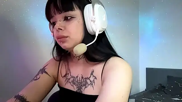 Luna Sohotti online show from April 1, 3:20 pm