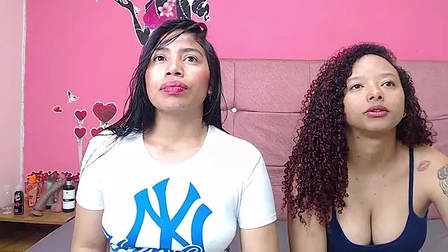 Snapshot of mailatenea303av chatting on February 18, 5:25 am mailatenea303av online show from February 18, 5:25 am