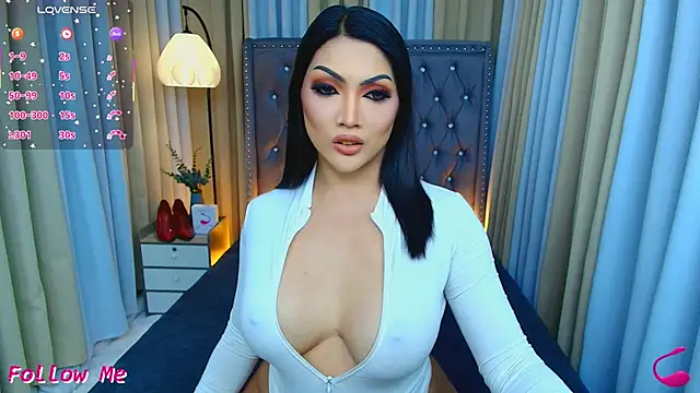 Snapshot of Laureen_Hilton chatting on March 10, 11:48 am Laureen Hilton online show from March 10, 11:48 am