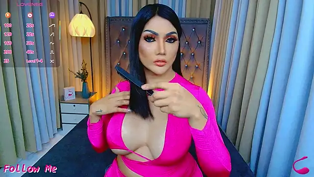 Snapshot of Laureen_Hilton chatting on March 23, 11:36 am Laureen Hilton online show from March 23, 11:36 am