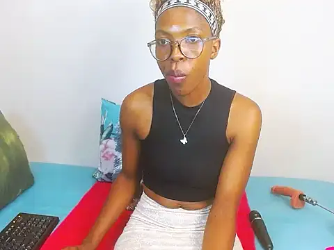 Snapshot of ChocoSlenderXXX chatting on April 11, 1:15 pm ChocoSlenderXXX online show from April 11, 1:15 pm
