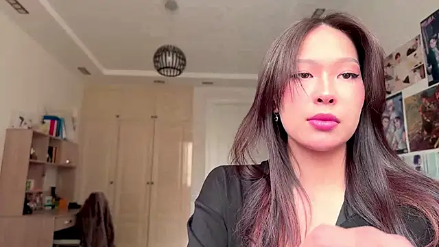 HannaOreo online show from March 24, 7:35 am