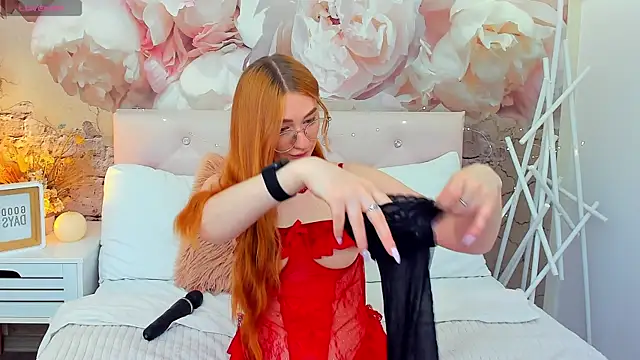 TinaHarp online show from June 9, 12:17 pm