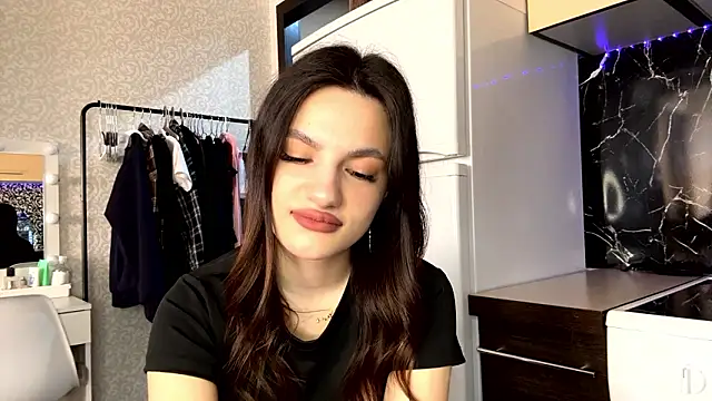 Kosandra k online show from March 30, 7:53 am