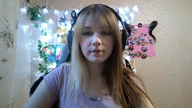 Snapshot of MilaTyan chatting on August 9, 3:17 pm MilaTyan online show from August 9, 3:17 pm