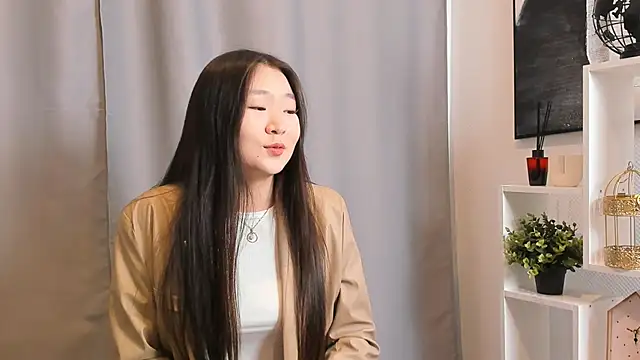 DiaHeffner online show from February 17, 2:35 pm