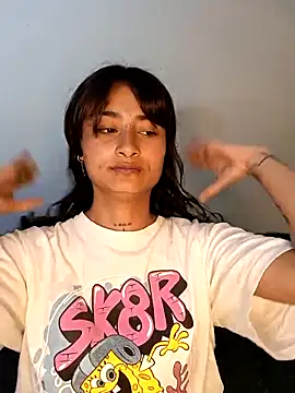 Snapshot of Lili__Clan chatting on March 15, 1:11 am Lili Clan online show from March 15, 1:11 am