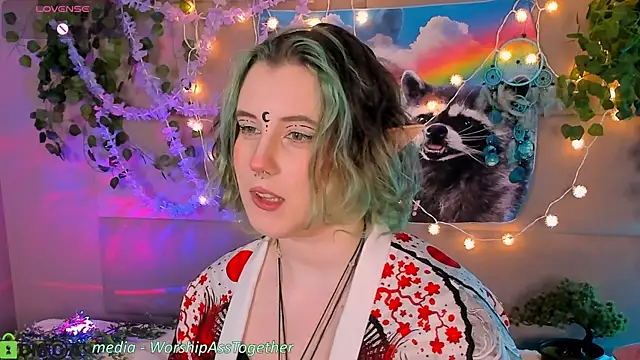 candy yeah online show from April 9, 1:05 am