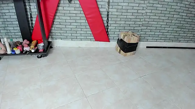 hillary bigbutt online show from June 27, 8:36 pm