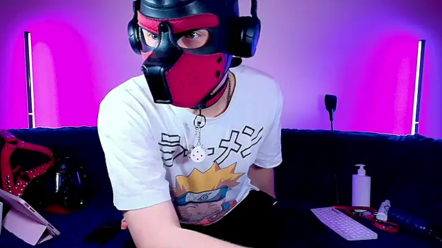 Snapshot of K9_GoodBoy chatting on March 17, 5:05 pm K9 GoodBoy online show from March 17, 5:05 pm