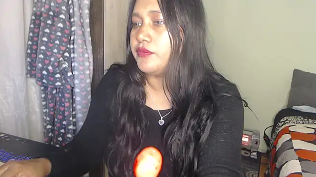 Snapshot of SexyGalletita chatting on May 1, 3:44 am SexyGalletita online show from May 1, 3:44 am