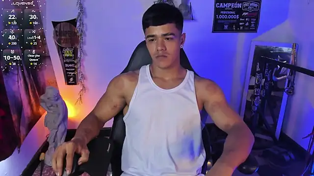 Snapshot of Rob_zaens33 chatting on March 16, 3:05 pm Rob zaens33 online show from March 16, 3:05 pm