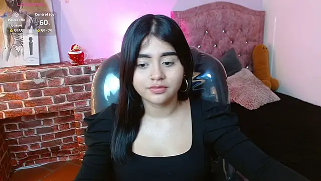 mila quin online show from March 30, 7:59 pm