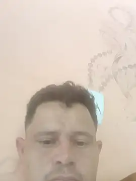 Snapshot of euchapo99 chatting on February 17, 3:40 pm euchapo99 online show from February 17, 3:40 pm