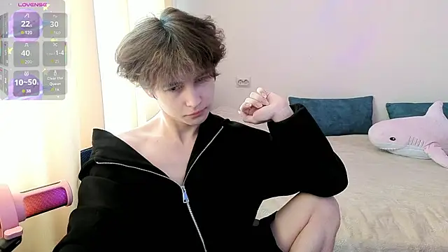  LukaHayes  online show from February 21, 11:00 am