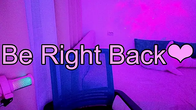  LukaHayes  online show from February 28, 10:38 am