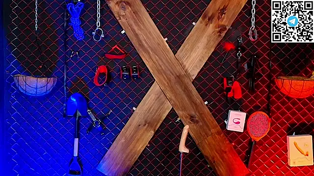 sindy mistres bdsm online show from April 22, 8:43 pm