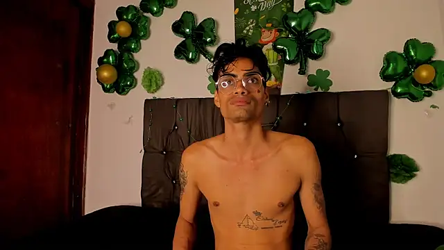 Gay Red Room online show from March 29, 3:17 am