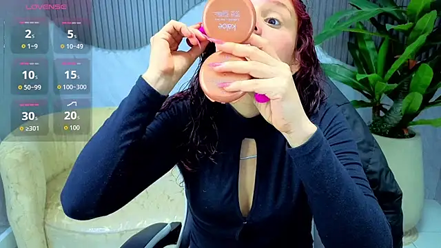 Snapshot of Natasha__tp chatting on April 8, 12:49 pm Natasha tp online show from April 8, 12:49 pm