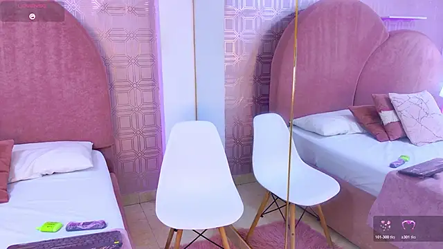 Khloe Moon online show from March 28, 7:46 pm