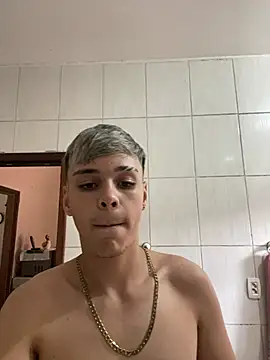 Snapshot of KailanDTD chatting on February 20, 2:50 pm KailanDTD online show from February 20, 2:50 pm