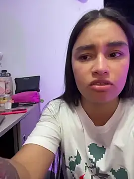 I Samanthaa online show from June 11, 12:32 am