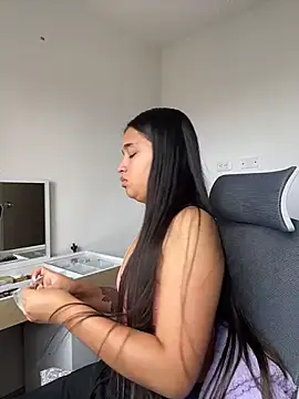 I Samanthaa online show from June 14, 4:31 pm