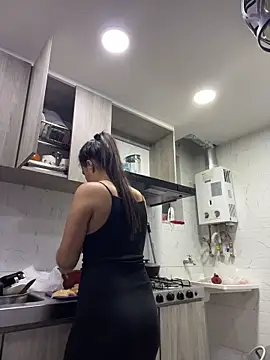 I Samanthaa online show from June 20, 3:53 am