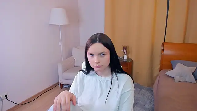 Snapshot of LeilaErcolani chatting on February 26, 6:51 pm LeilaErcolani online show from February 26, 6:51 pm