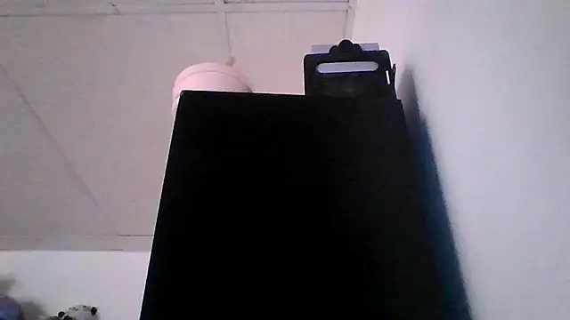 pocahontas hotty online show from April 4, 6:49 pm