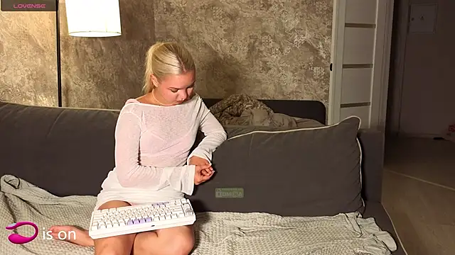 Rebecca David online show from July 23, 5:11 pm